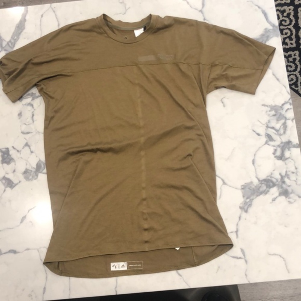 Adidas sample Terrex sz M - RARE